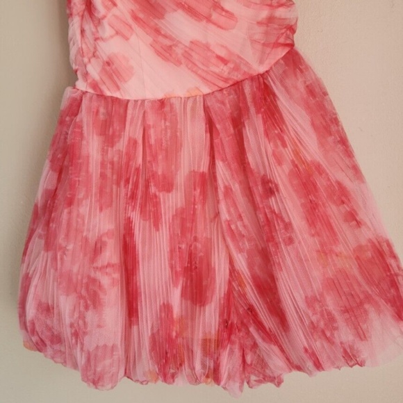 Brand New HUTCH ONE-SHOULDER FLORAL ROMPER - Picture 13 of 14